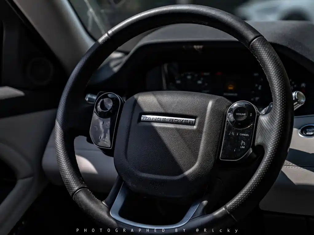 Land Rover Range Rover Evoque 2021 — фото 4