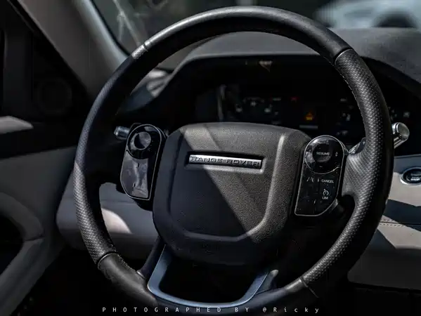 Land Rover Range Rover Evoque 2021