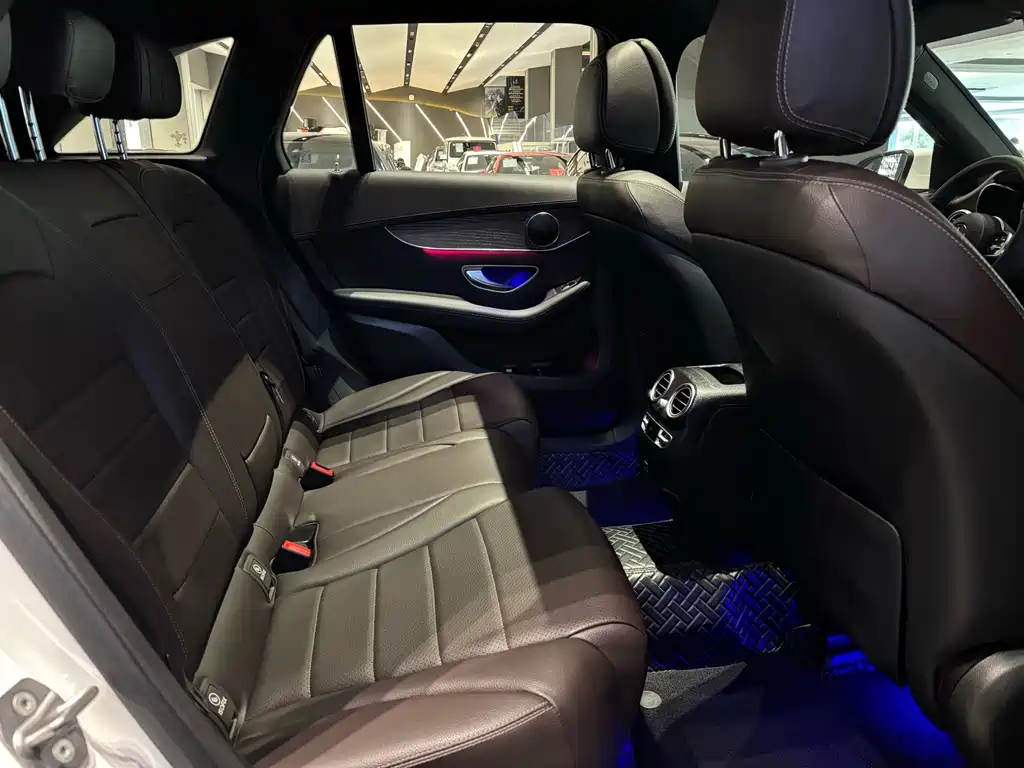 Mercedes-Benz GLC 2023 — фото 16