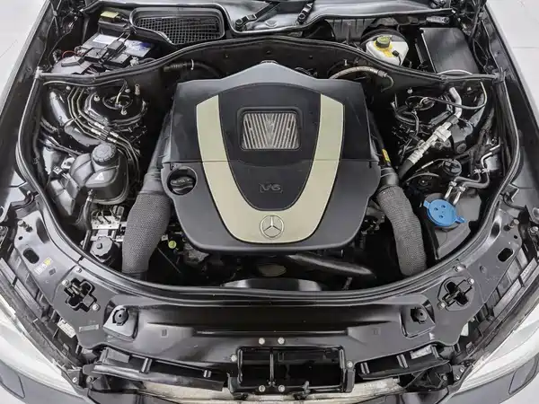 Mercedes-Benz S-Class 2012