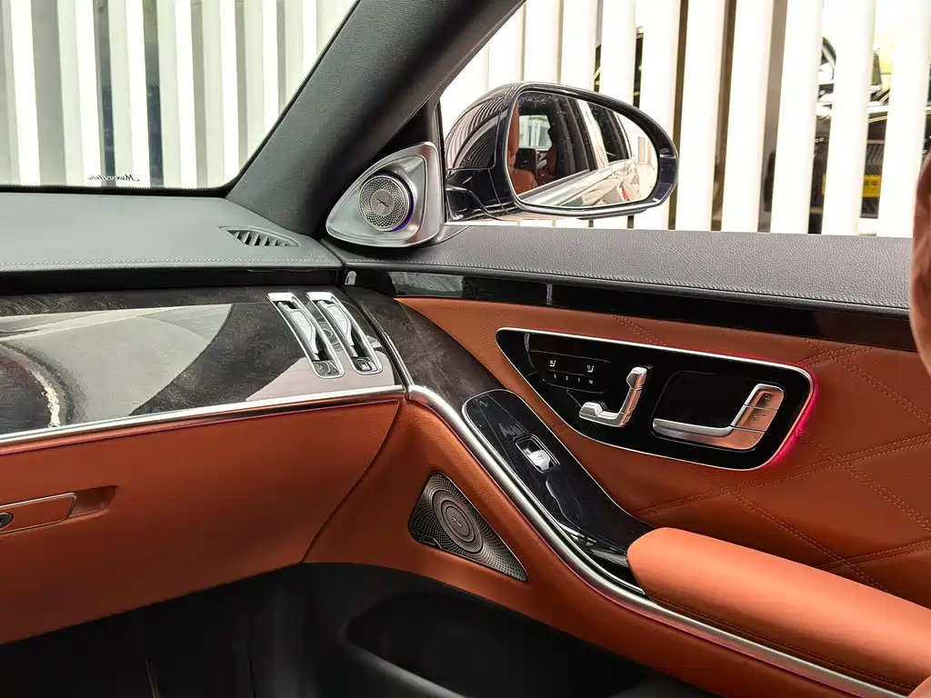 Mercedes-Benz Maybach S-Class 2022 — фото 21