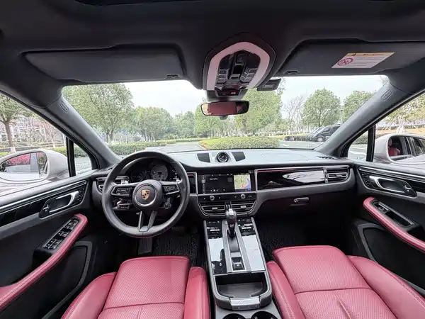 Porsche Macan 2022