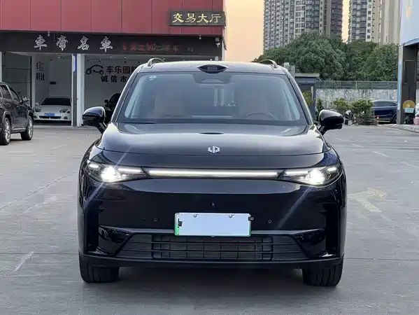 Leapmotor C16 2025