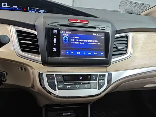 Honda Jade 2013