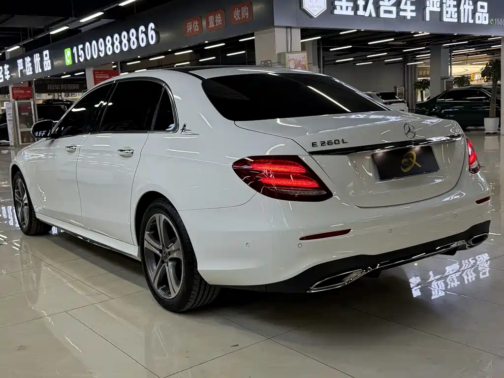 Mercedes-Benz E-Class 2019 — фото 4