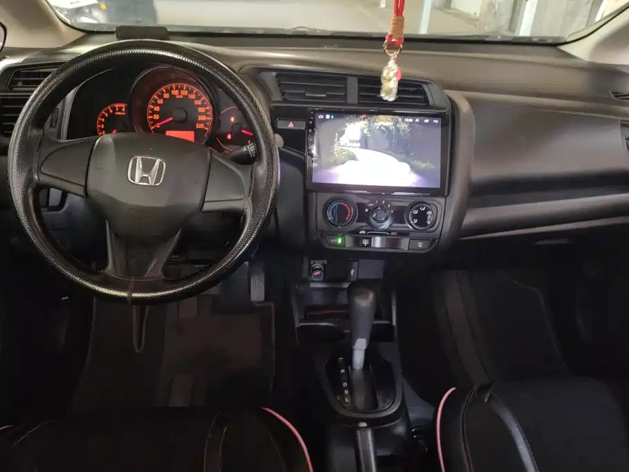 Honda Fit 2018 — фото 12