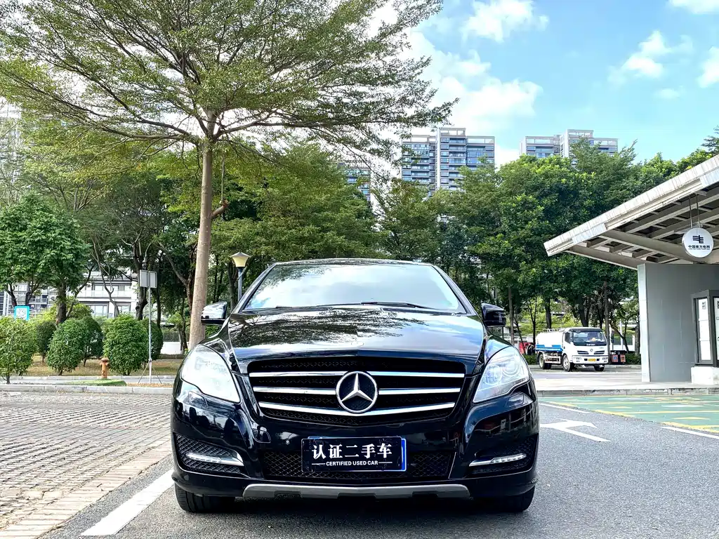 Mercedes-Benz R-Class 2017 — фото 3