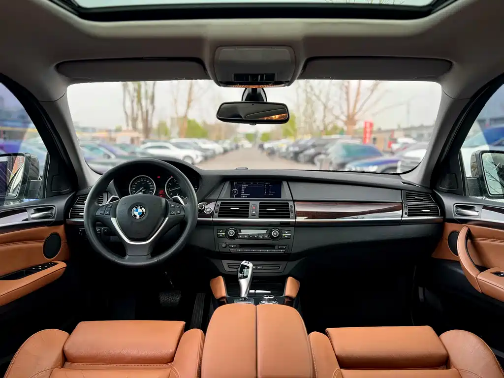 BMW X6 2014 — фото 10