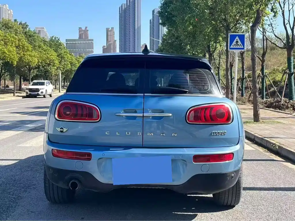 MINI Clubman 2017 — фото 8