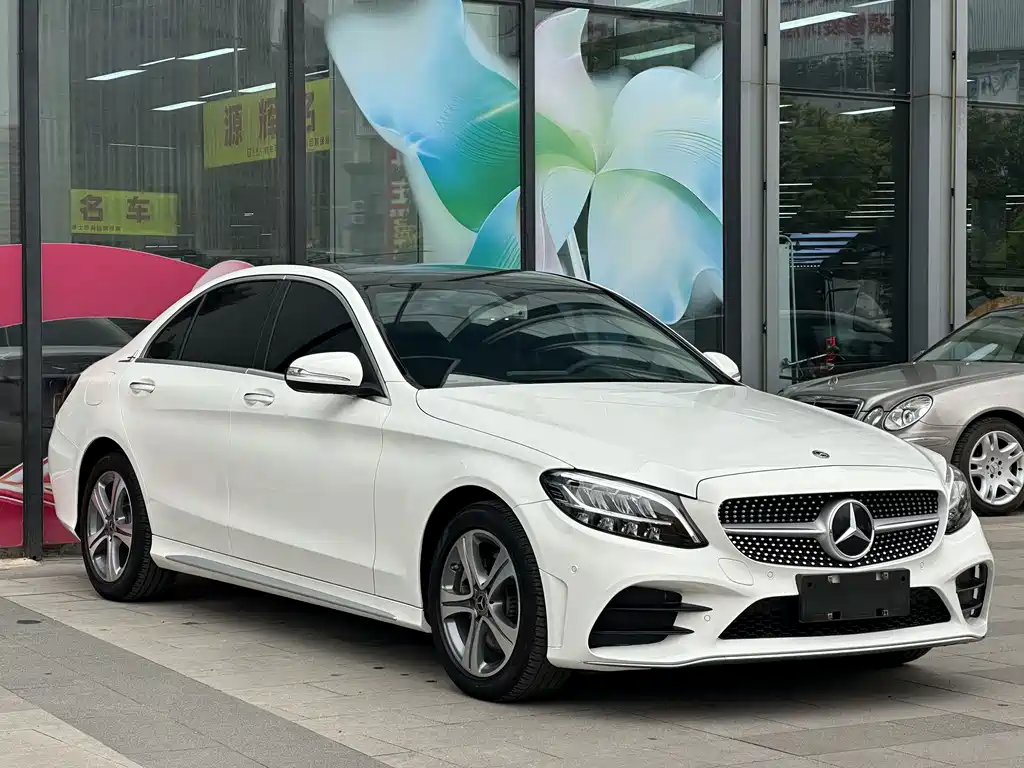 Mercedes-Benz C-Class 2020