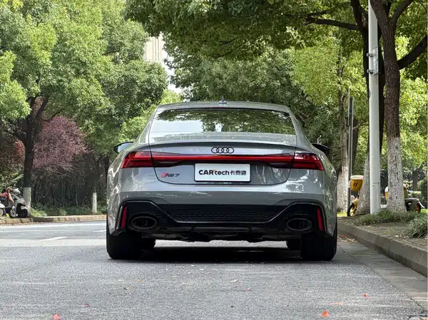 Audi RS 7 2025
