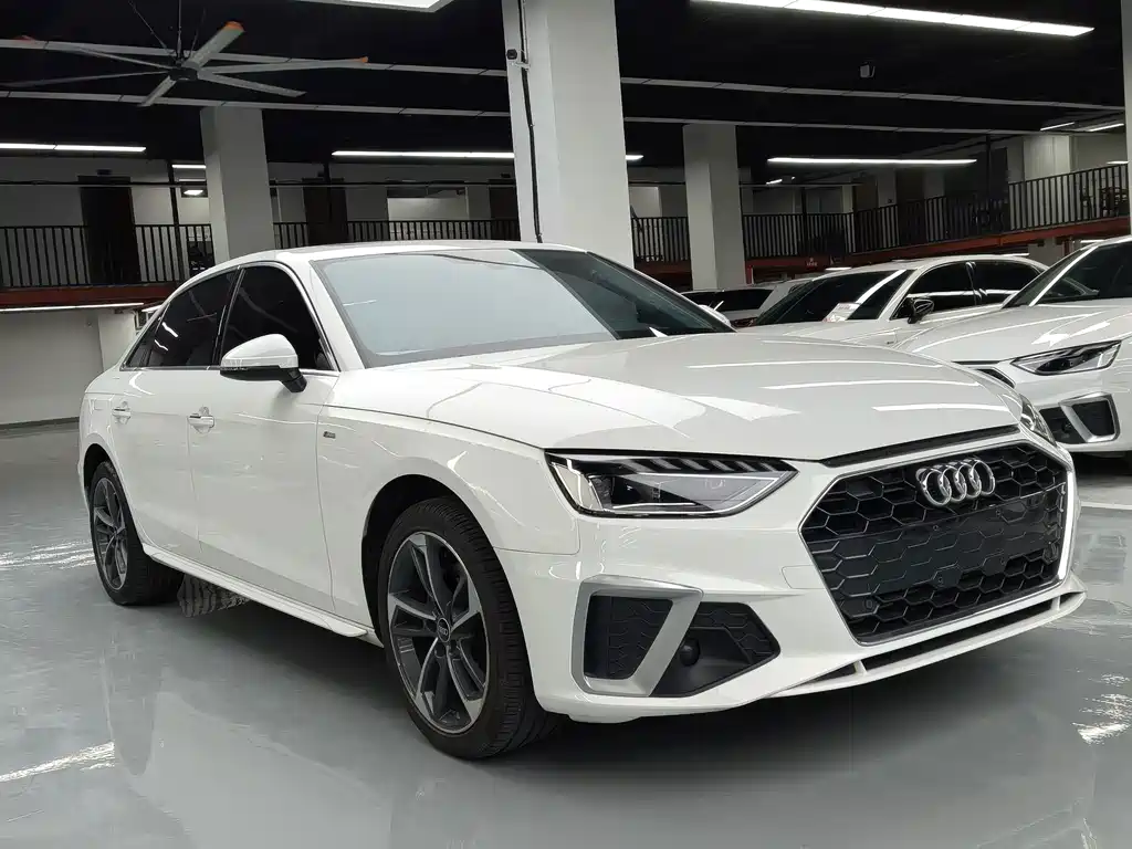 Audi A4L 2022