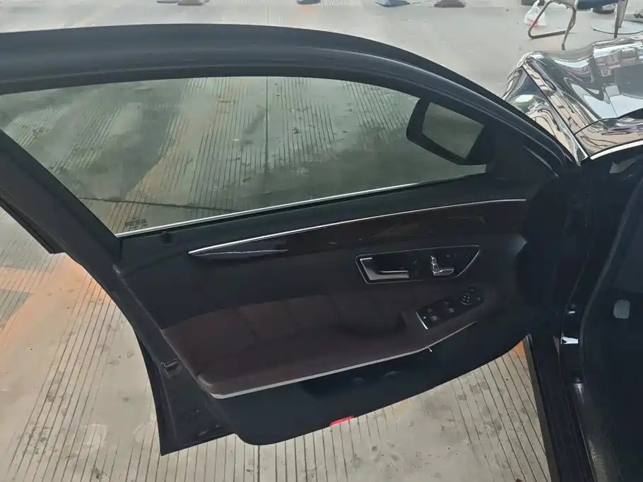 Mercedes-Benz E-Class 2016