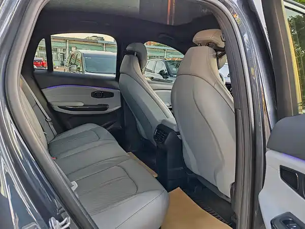 NIO EC6 2021