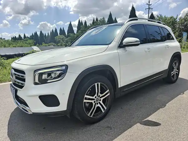 Mercedes-Benz GLB 2021