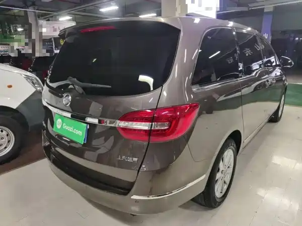 Buick GL8 2019