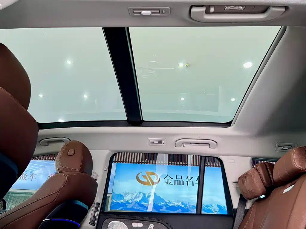 Mercedes-Benz GLS 2024 — фото 13