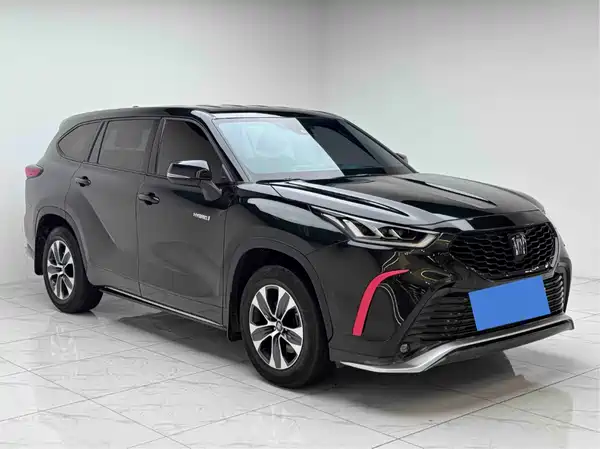 Toyota Crown Kluger 2021
