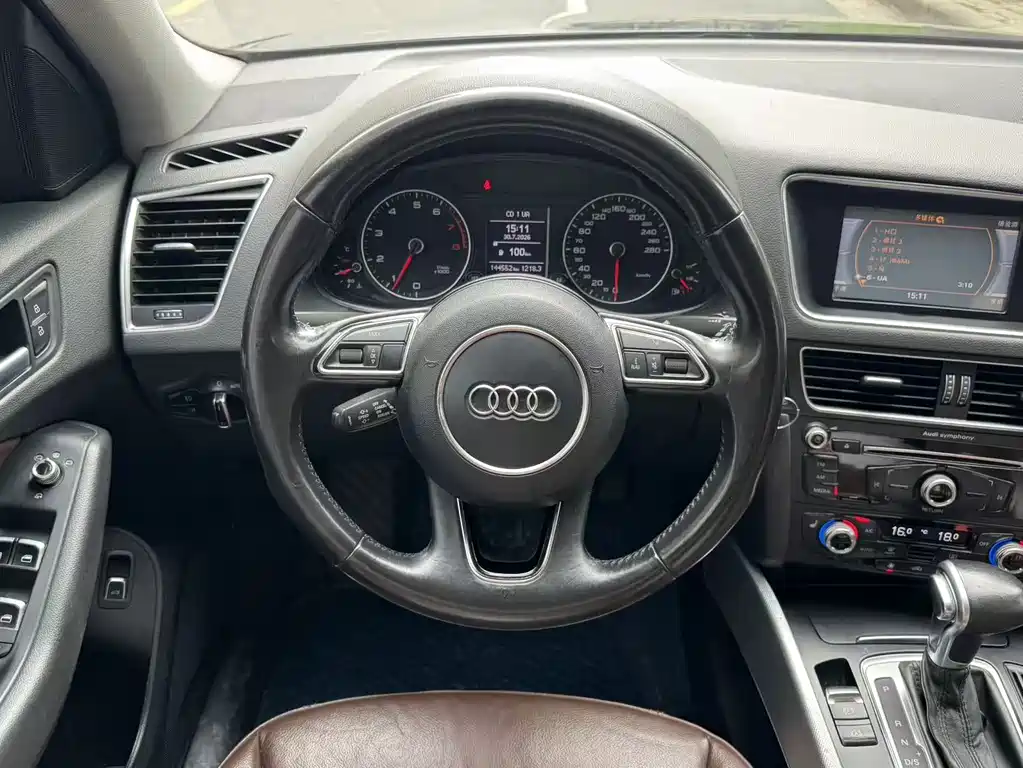 Audi Q5 2015 — фото 14