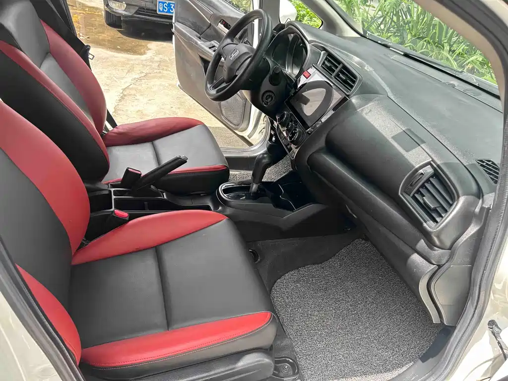 Honda Fit 2015 — фото 5
