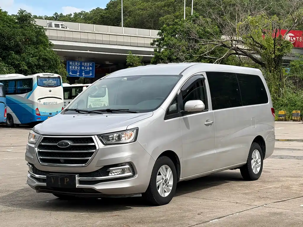 JAC Ruifeng M4 2017