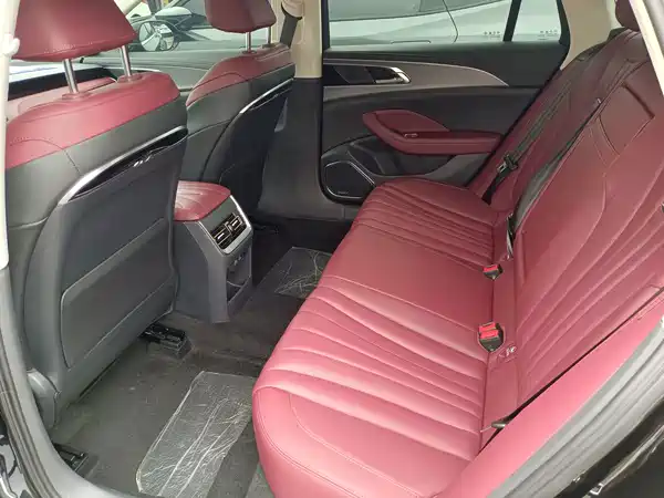 Hongqi H5 2023