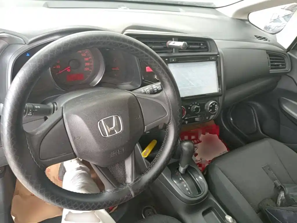 Honda Fit 2015 — фото 10