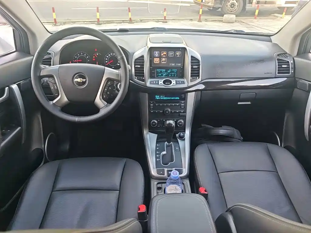 Chevrolet Captiva 2015 — фото 10