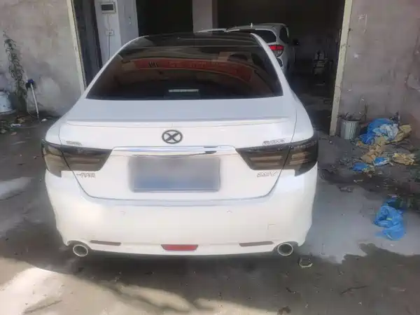 Toyota Reiz 2015