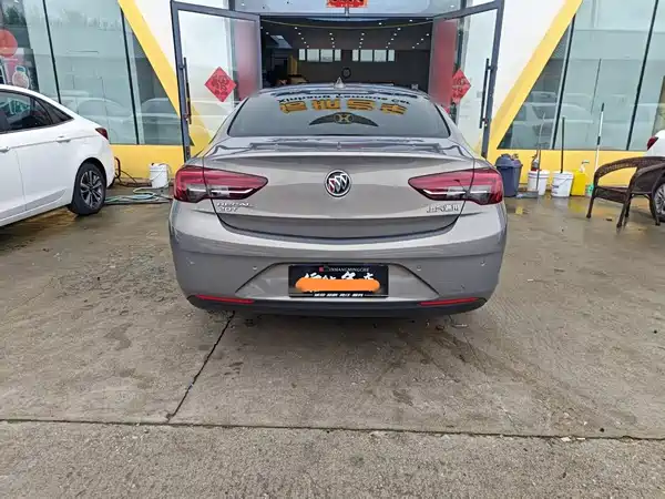 Buick Regal 2018