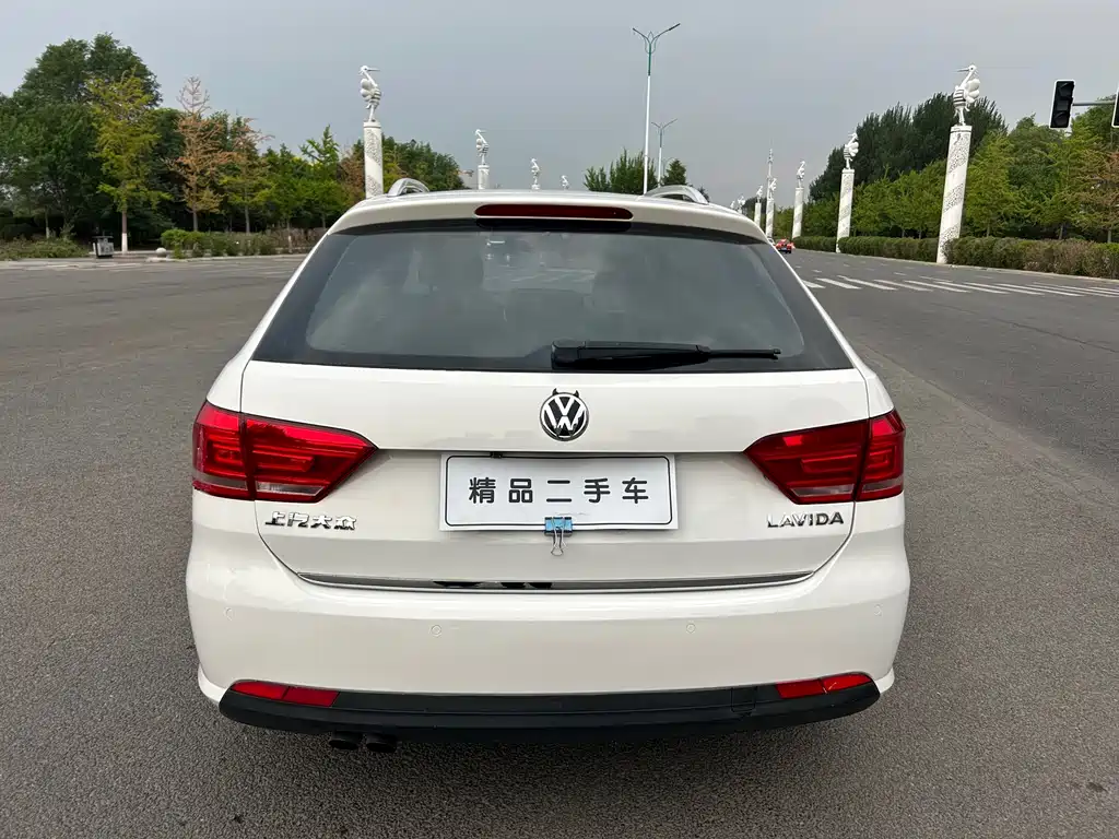 Volkswagen Gran Lavida 2015 — фото 4