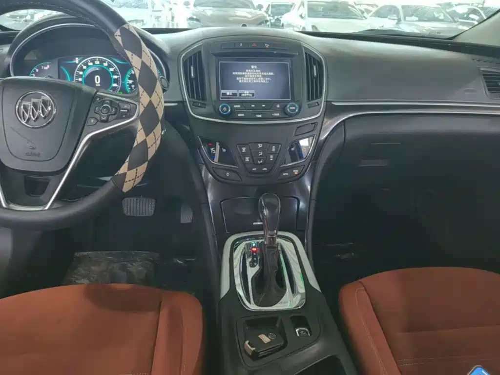 Buick Regal 2015 — фото 13