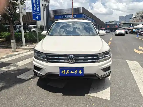 Volkswagen Tiguan L 2019