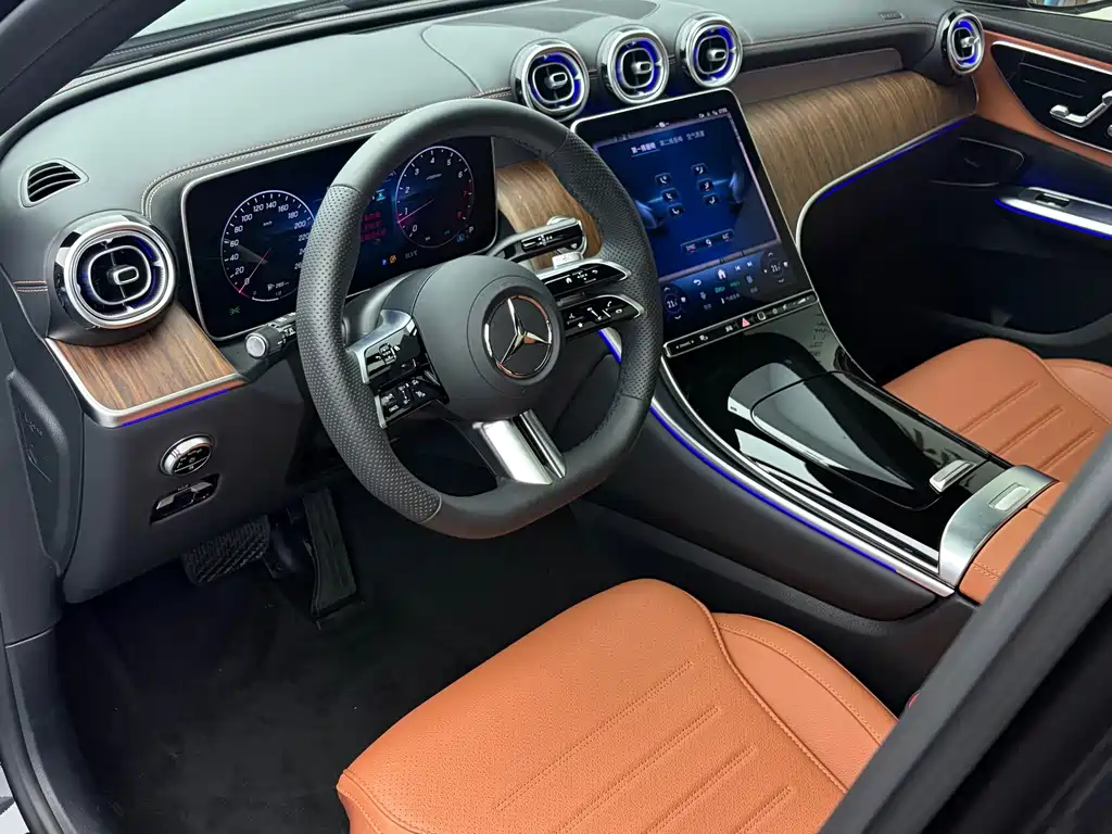 Mercedes-Benz GLC 2025 — фото 10