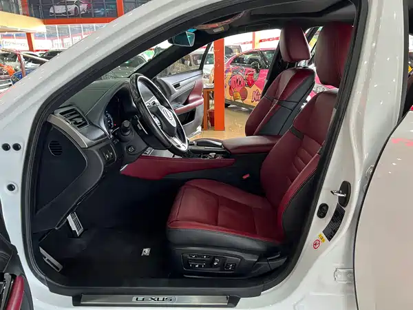 Lexus GS 2018