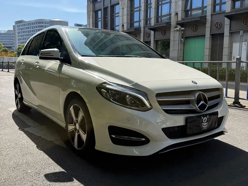 Mercedes-Benz B-Class 2017 — фото 3