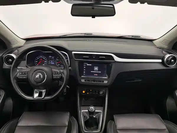 MG ZS 2017
