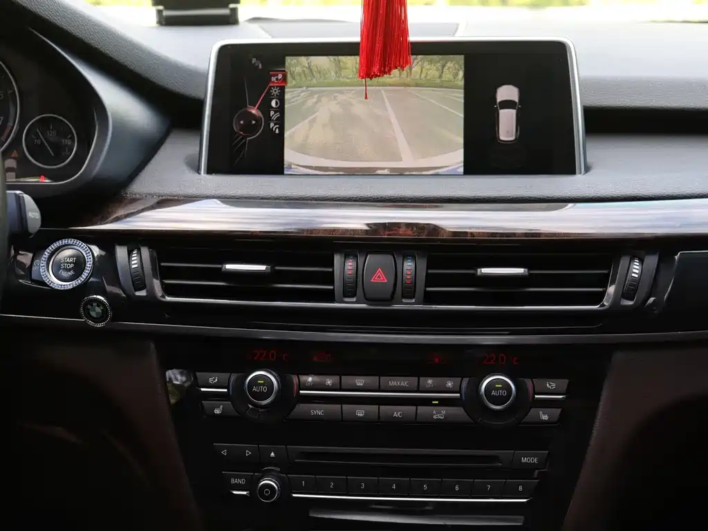 BMW X5 2015 — фото 14