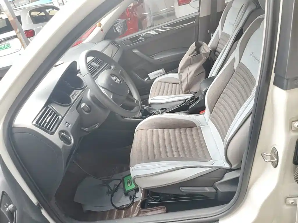 Skoda Rapid 2020 — фото 15