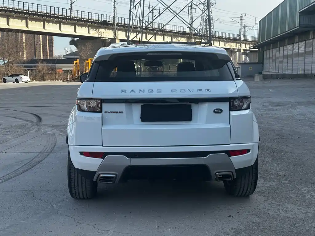 Land Rover Evoque 2015 — фото 7