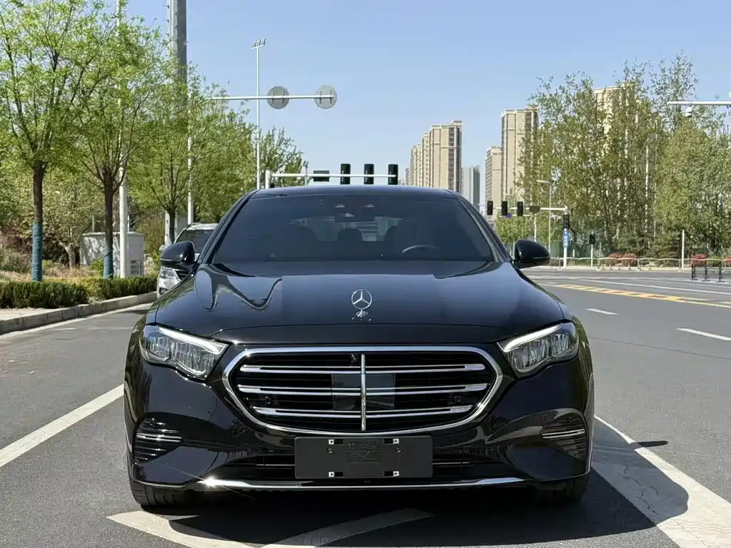 Mercedes-Benz E-Class New Energy 2025 — фото 2