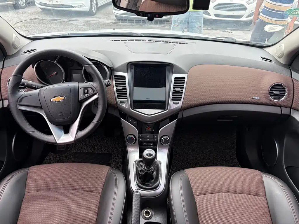 Chevrolet Cruze 2016 — фото 8