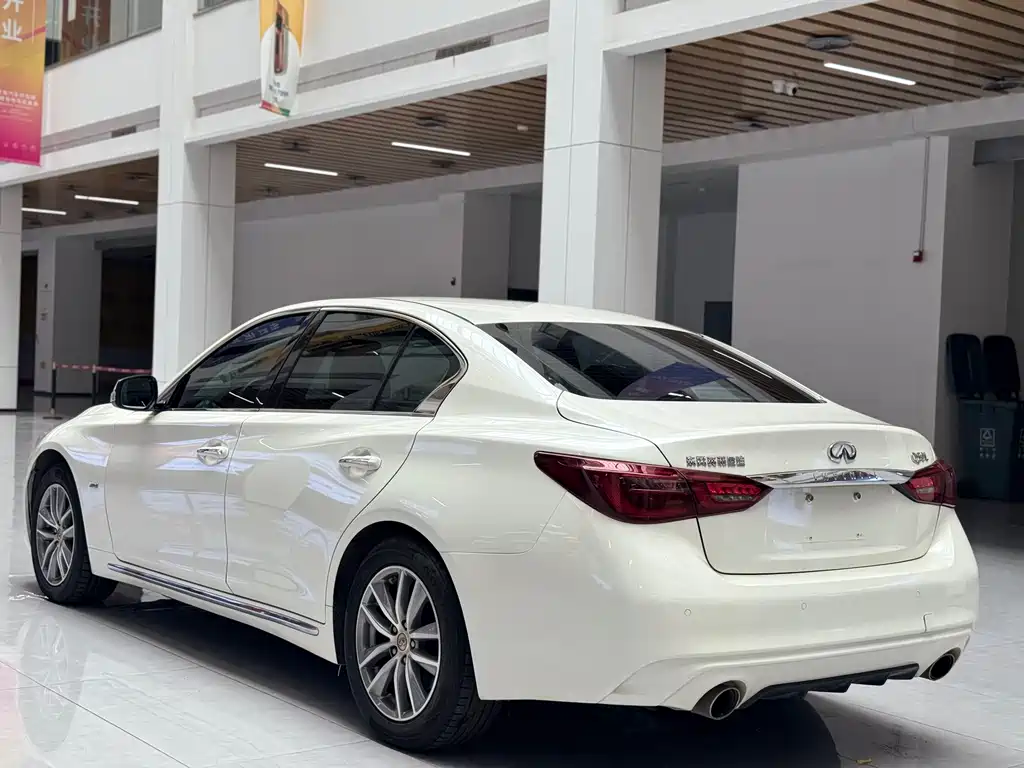 Infiniti Q50L 2023 — фото 7