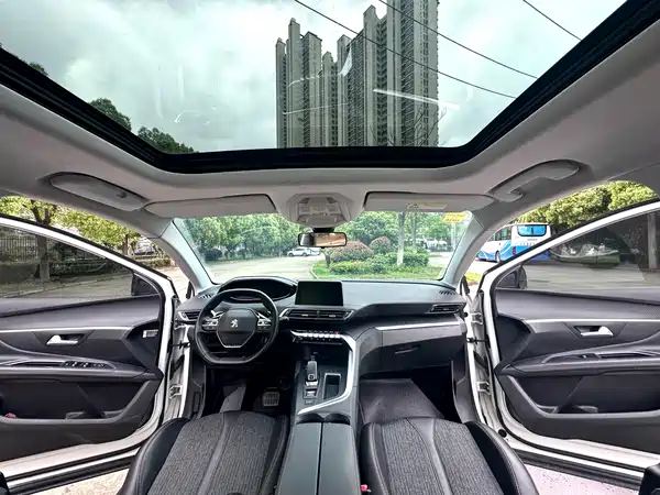 Peugeot 5008 2019