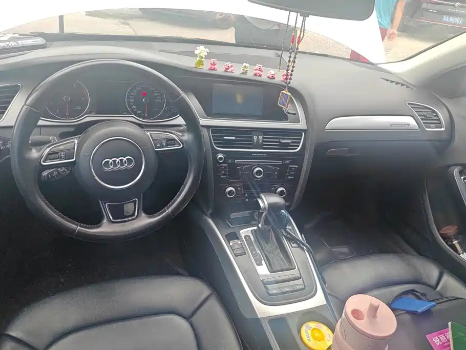 Audi A4L 2015 — фото 12