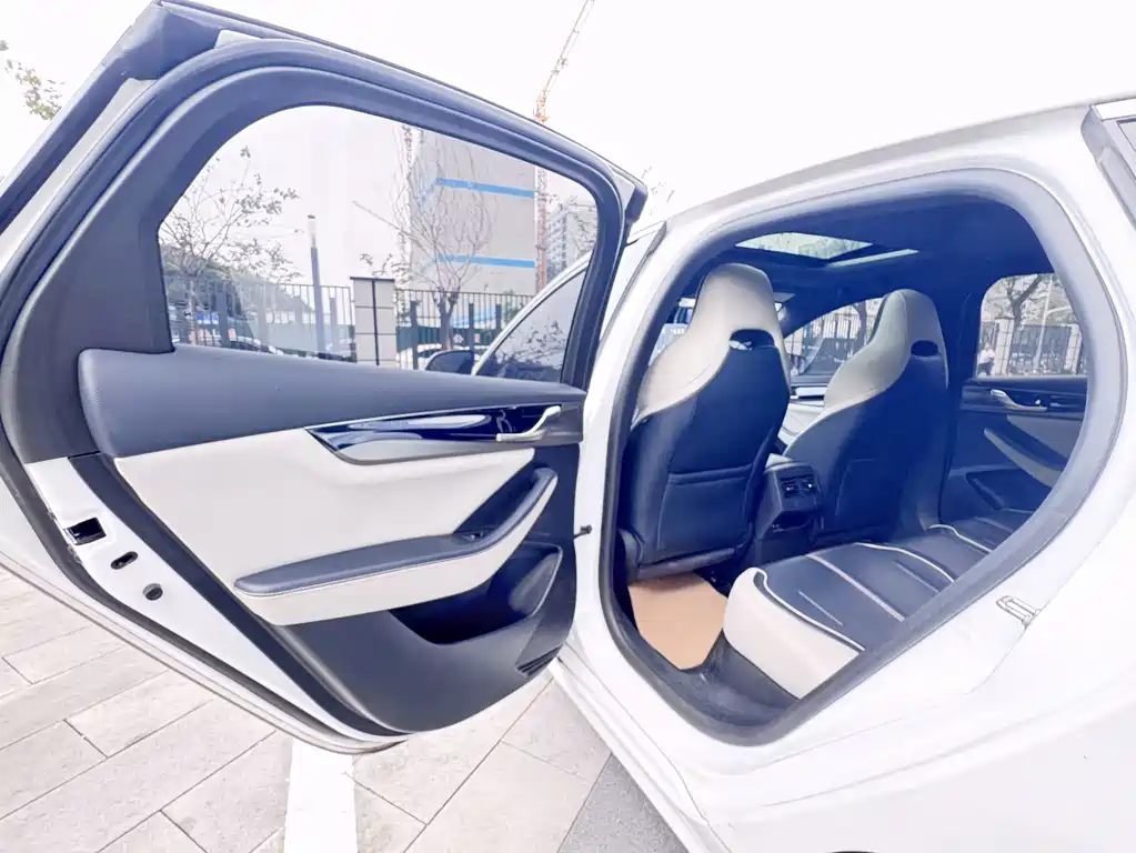 BYD Qin PLUS 2021 — фото 20