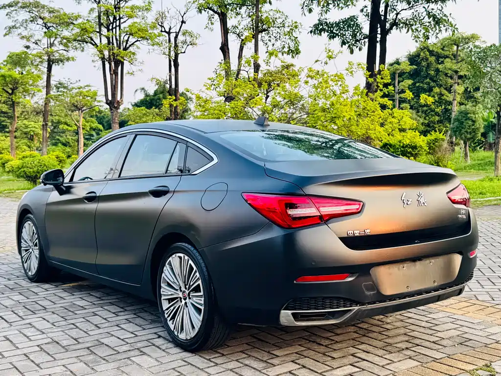 Hongqi H5 2023 — фото 23