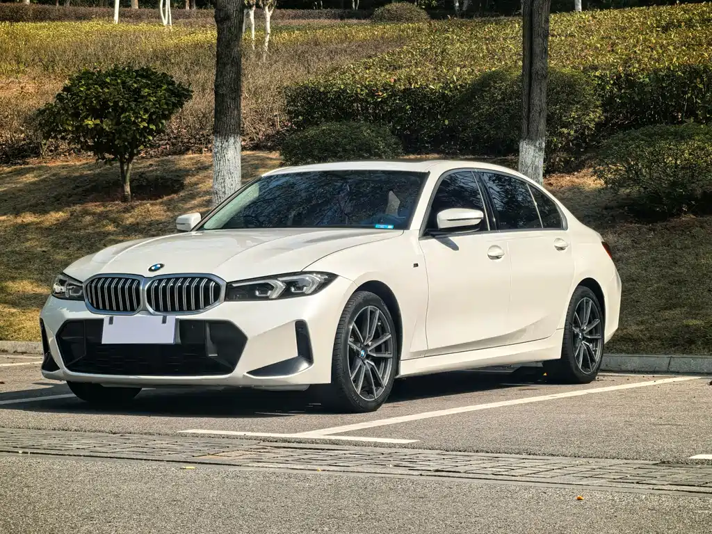 BMW 3 Series 2024