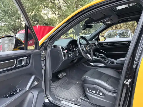 Porsche Cayenne 2020