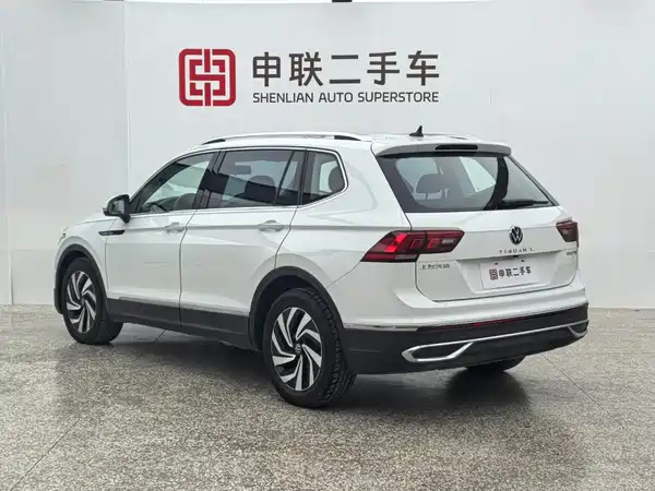 Volkswagen Tiguan L 2023